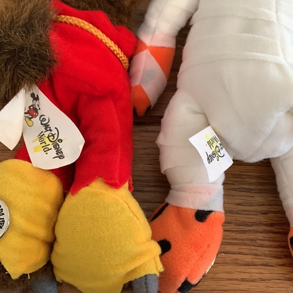 Walt Disney World Halloween Edition Mickey and Tigger beanies - Picture 12 of 12